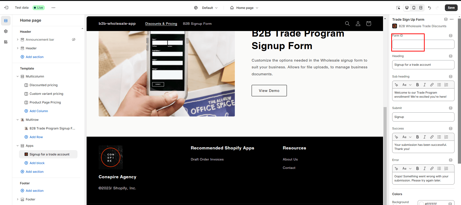 Entering the form ID in the app block settings